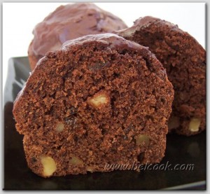 шоколадные кексы с черносливом разрез